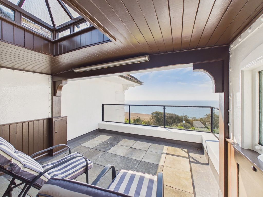 Property photo 2 of 16 Private Terrace