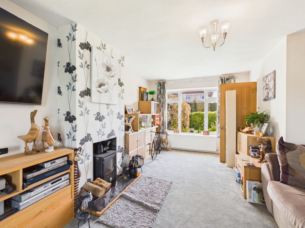 Property photo 2 of 37