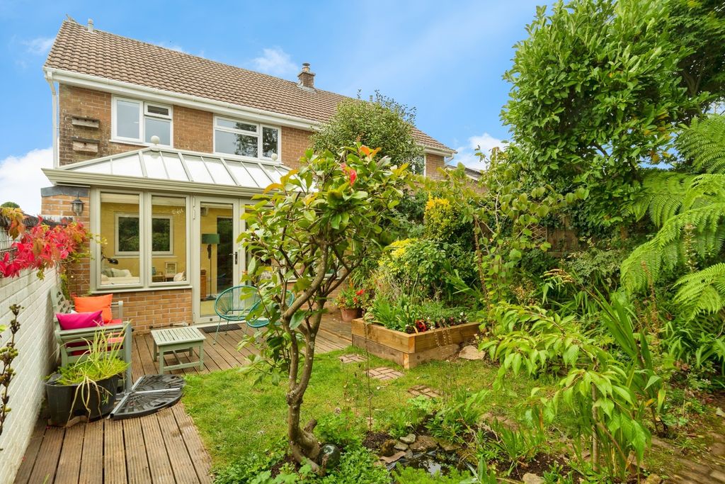 Property photo 2 of 24 Rear Garden