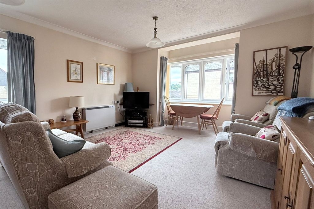 Property photo 2 of 12 Picture No. 09