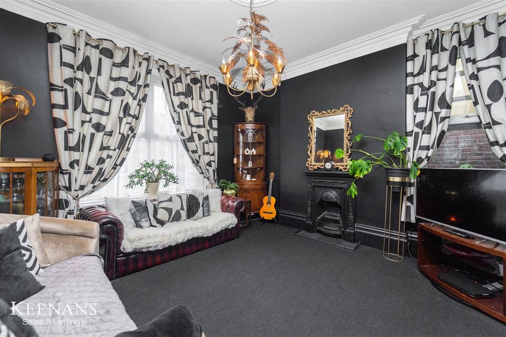 Property photo 3 of 41 2.Jpg