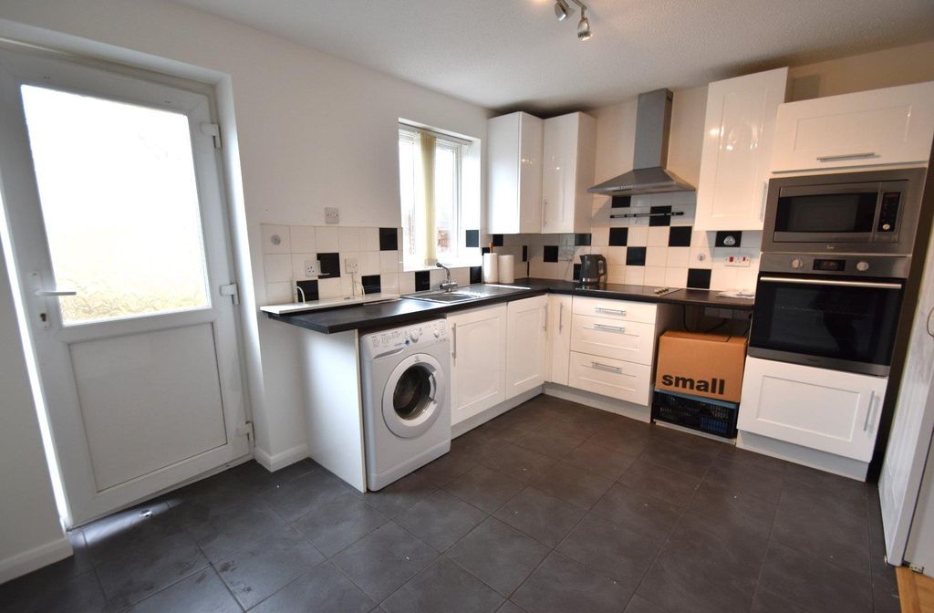 Property photo 3 of 9 Cullompton Seddons