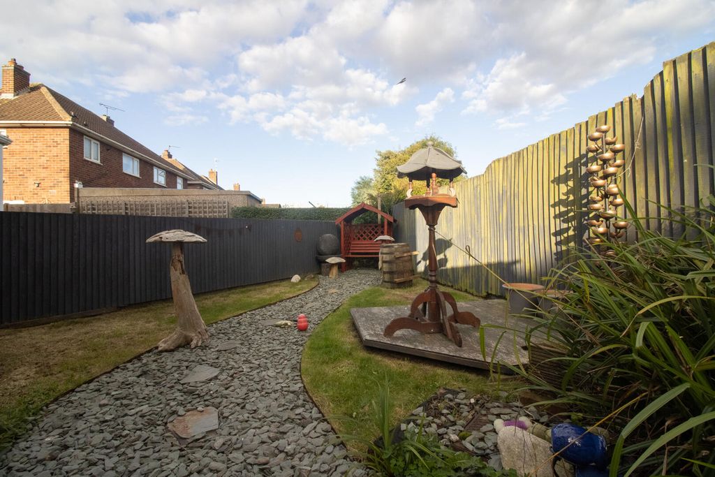 Property photo 2 of 16 Rear Garden