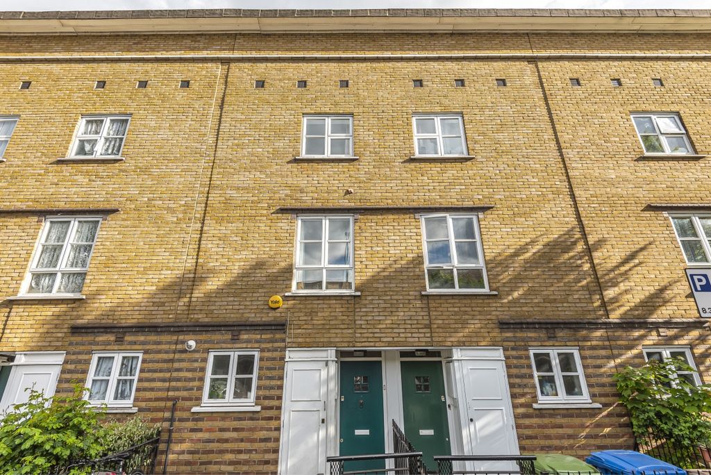 Property photo 1 of 16 727951 (1)c