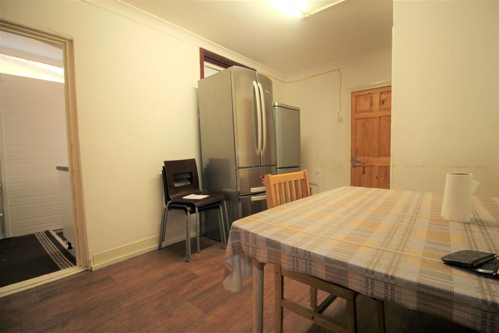 Property photo 2 of 10 Img_3979.Jpg