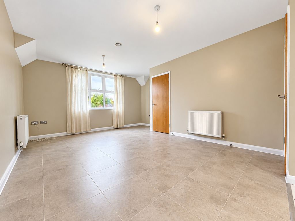 Property photo 2 of 10 Picture No. 51