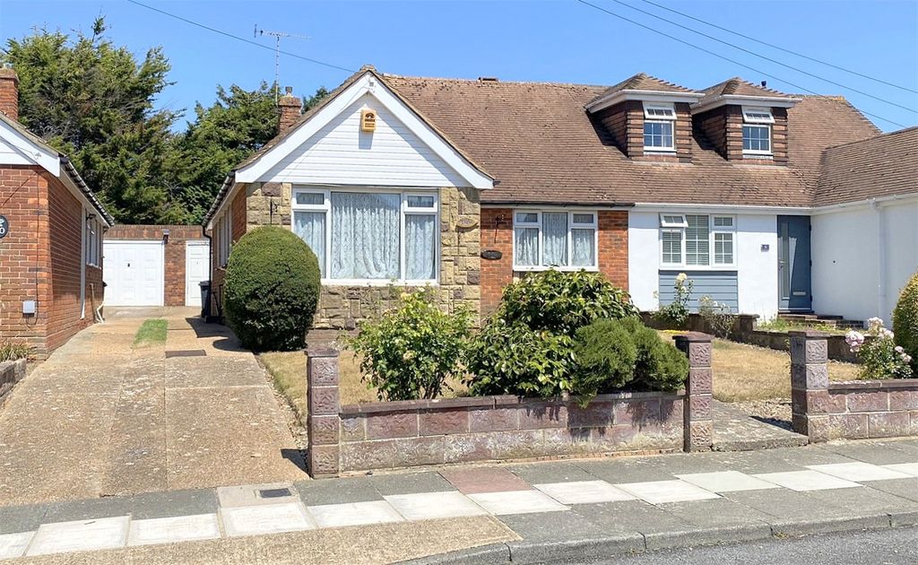 Property photo 1 of 17 Picture No. 18