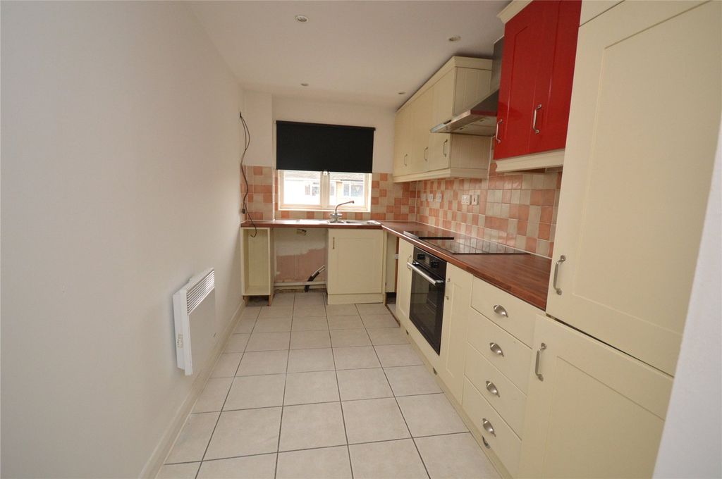 Property photo 3 of 10 Picture No. 21