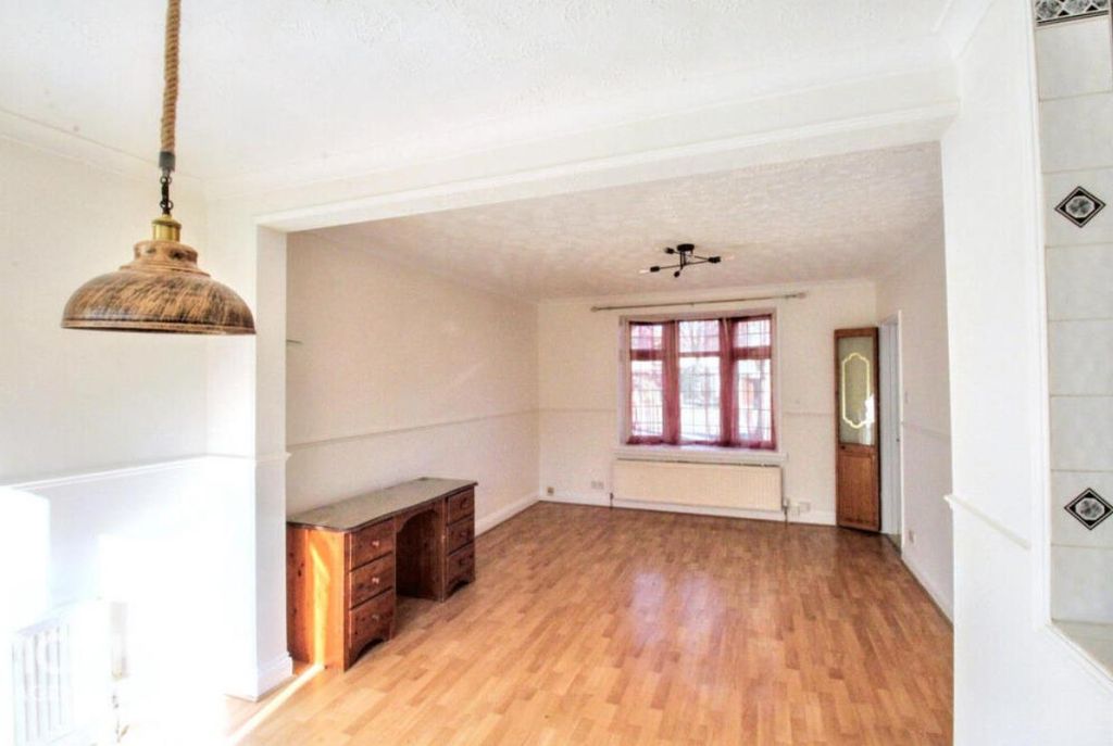 Property photo 1 of 11 Dagenham_Hall3.Png