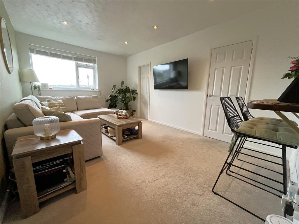 Property photo 2 of 9 Img_8357.Jpg