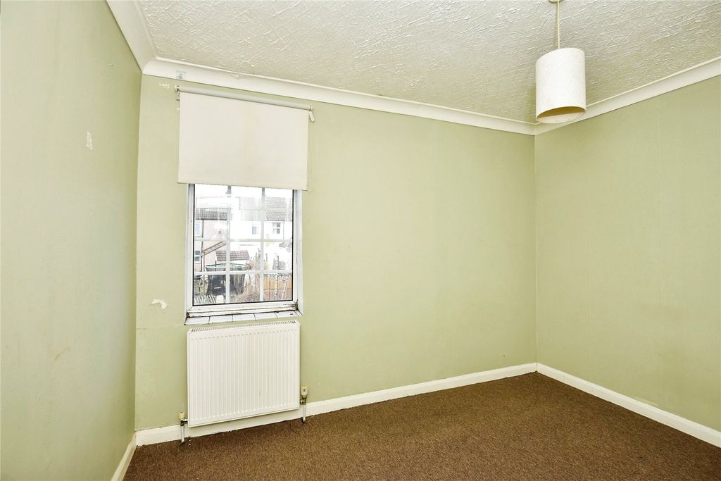 Property photo 1 of 14 Bedroom 2