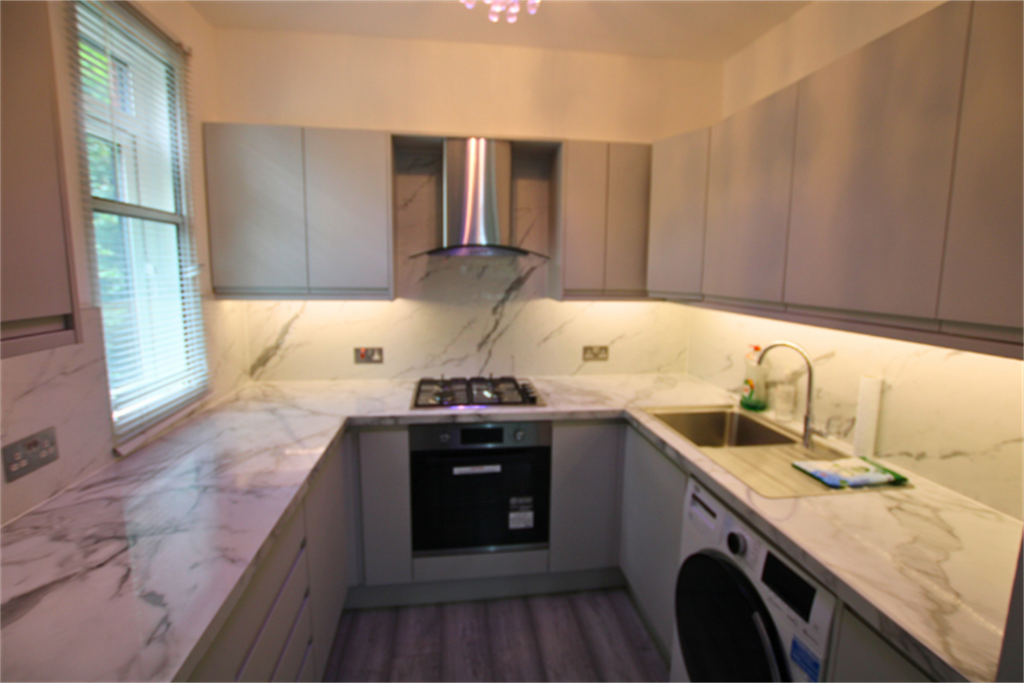Property photo 1 of 7 (Main)