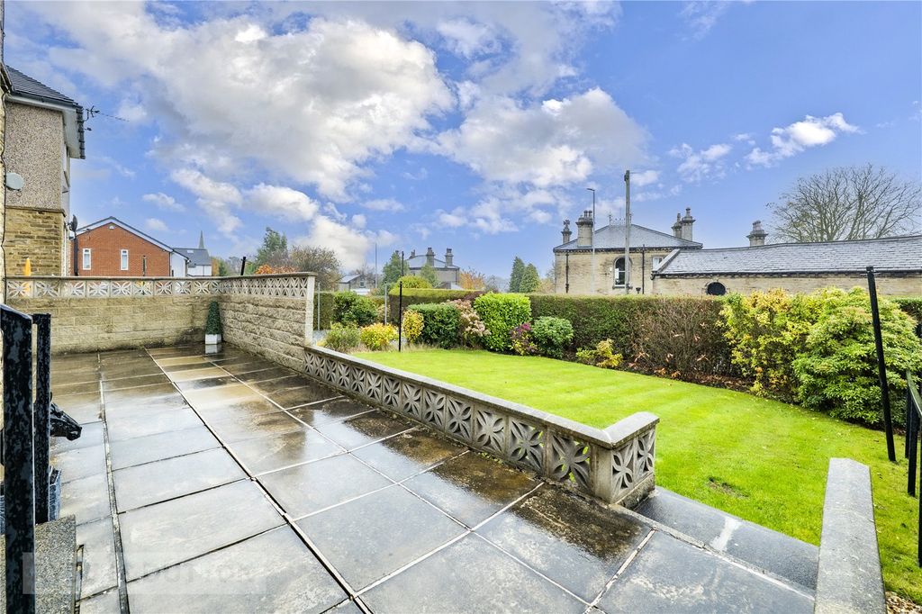 Property photo 2 of 21 Picture No. 44