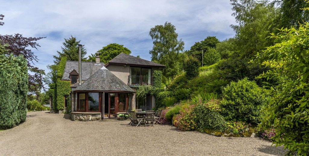 Property photo 1 of 13 Lead Image