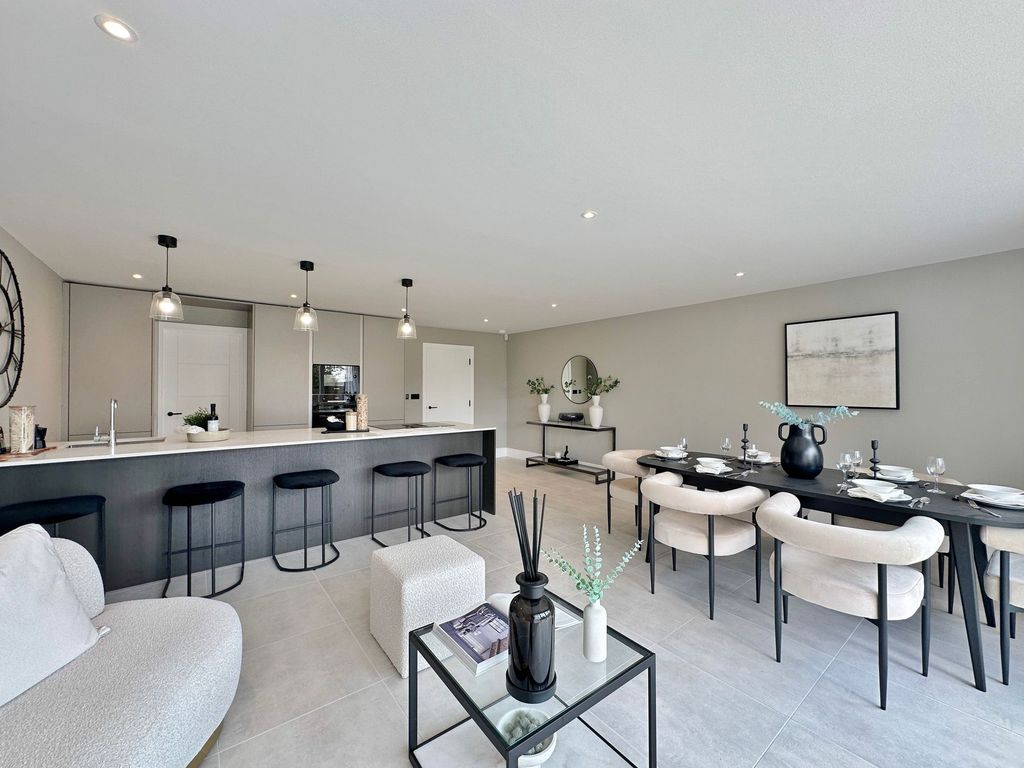 Property photo 2 of 36 Photo 17