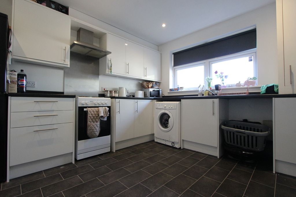 Property photo 2 of 11 Photo 10