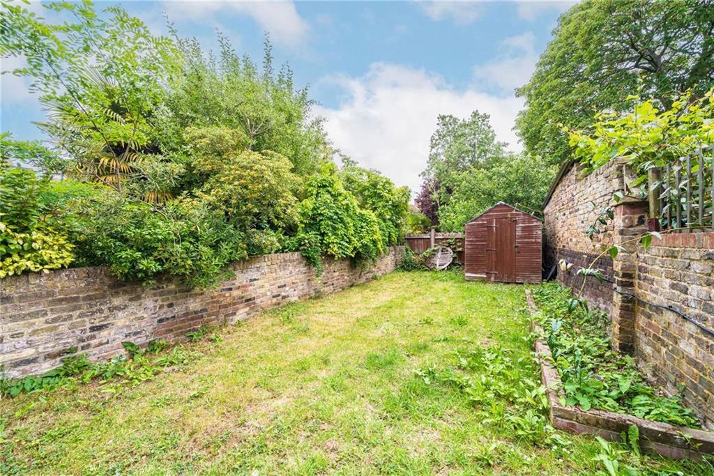 Property photo 2 of 7