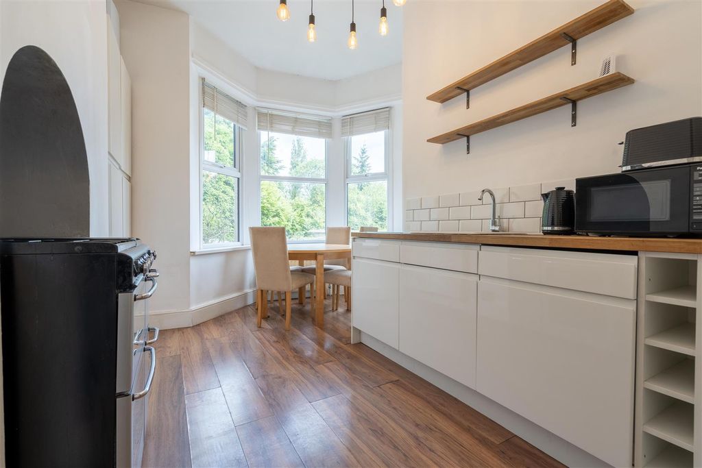 Property photo 2 of 8 Kitchen/Diner