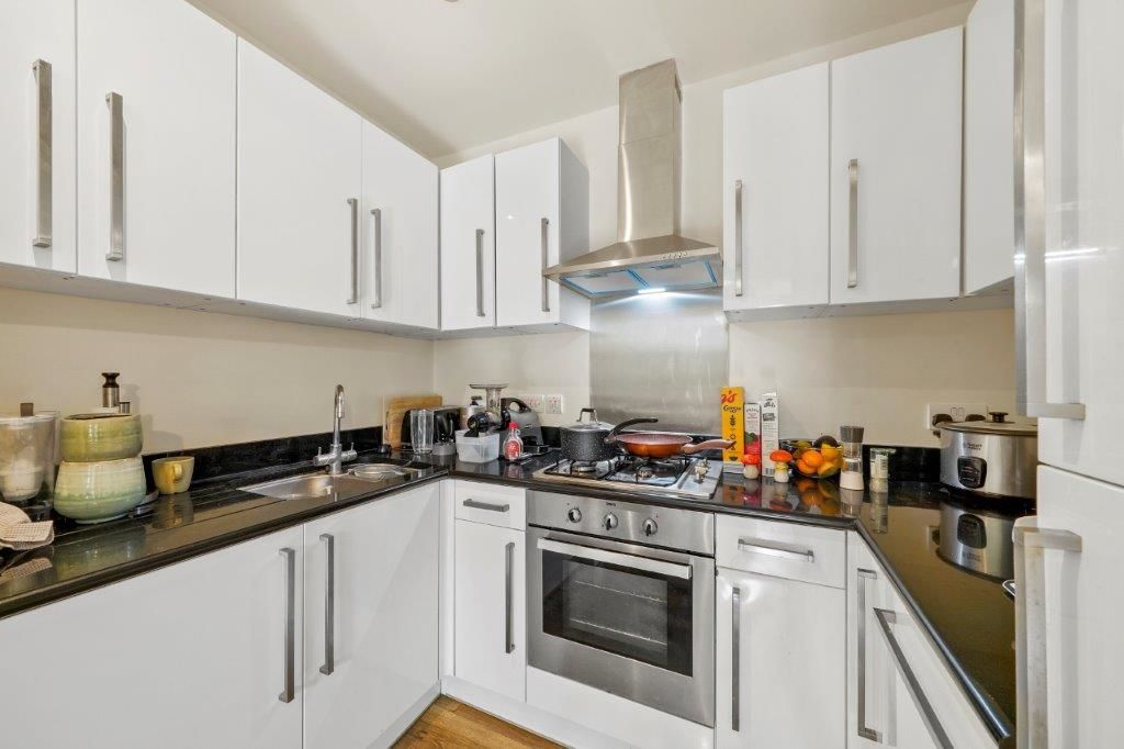 Property photo 3 of 11