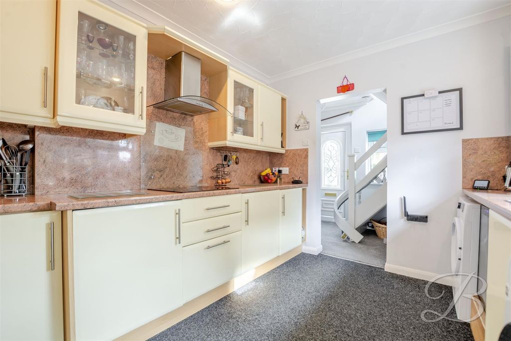 Property photo 3 of 34 Ccltd-13.Jpg