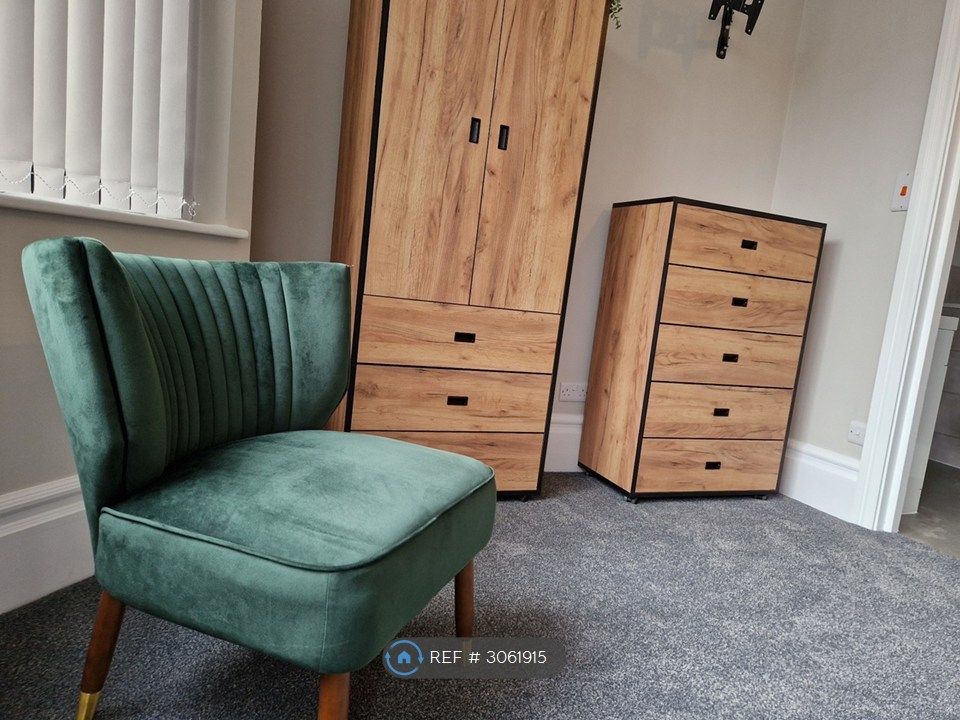 Property photo 3 of 5 Fully Furnished