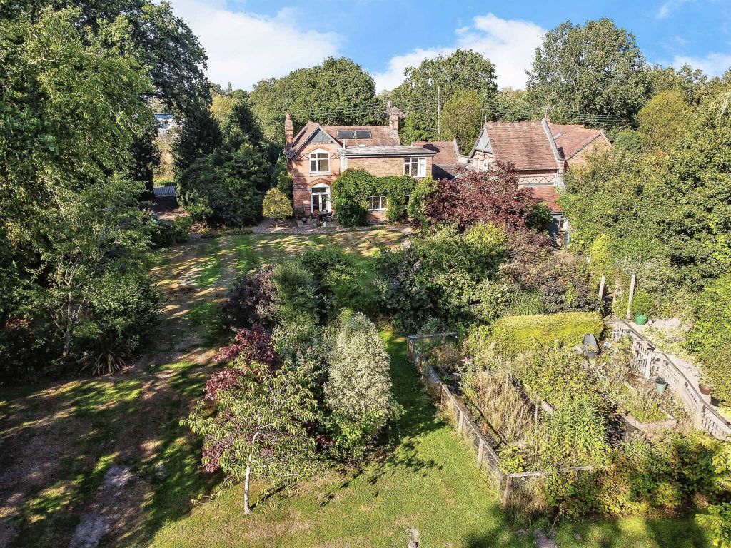 Property photo 3 of 27