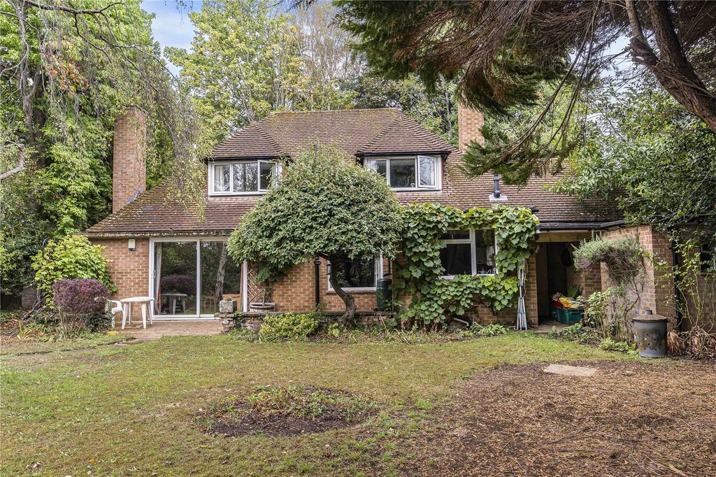 Property photo 1 of 16 Picture No. 12