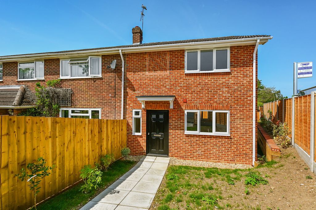 Property photo 1 of 8 276A Beaulieu Gardens (10)