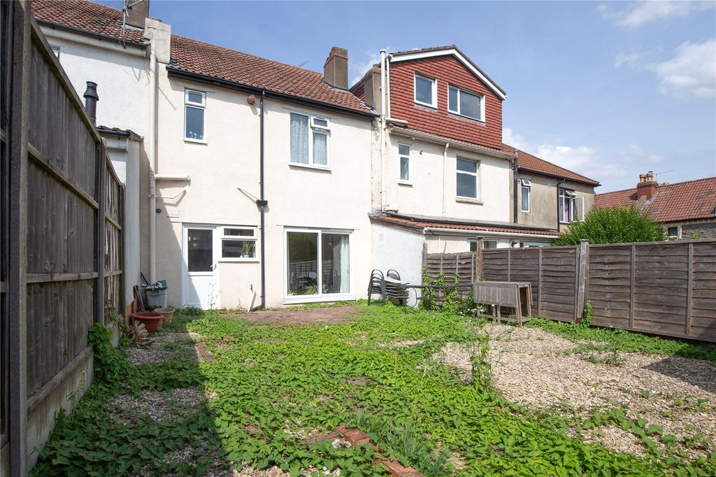 Property photo 1 of 18 Picture No. 30