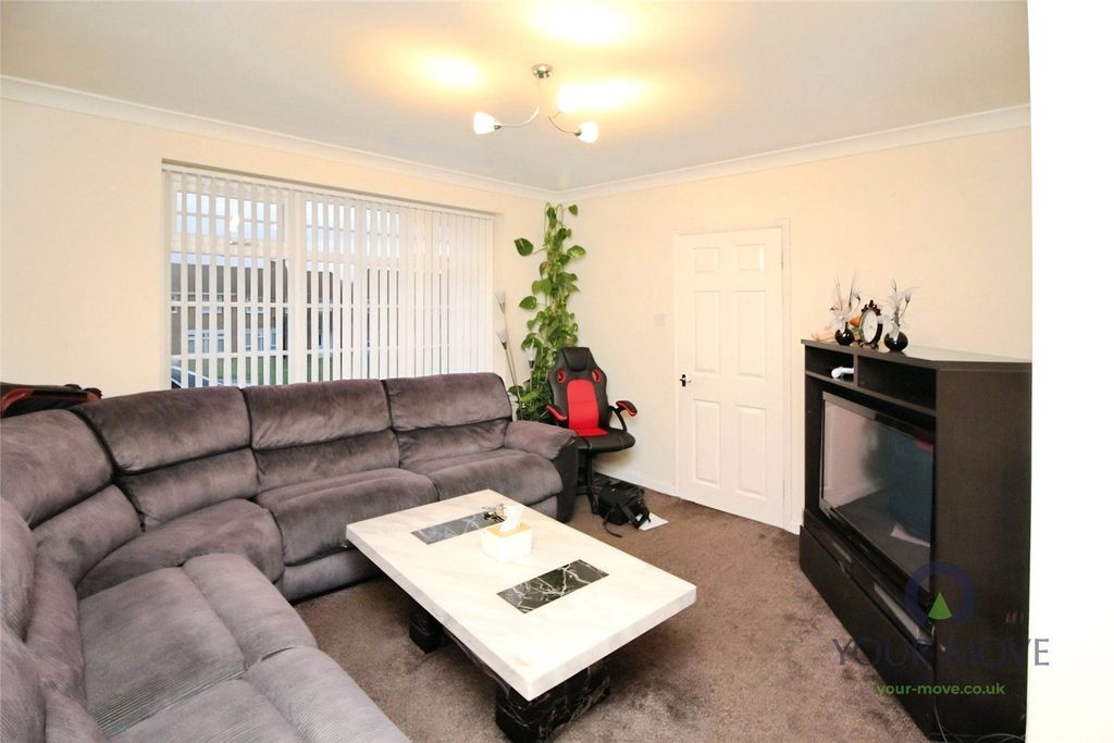Property photo 3 of 8 Picture No. 10