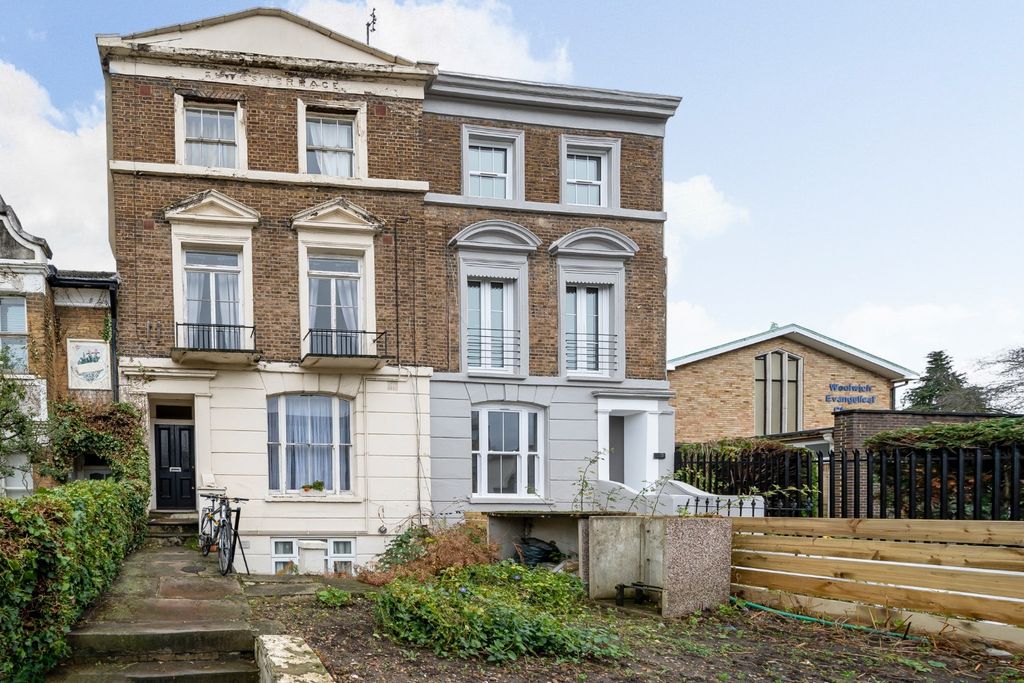 Property photo 1 of 12 4481213