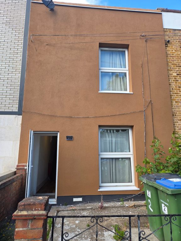 Property photo 1 of 1