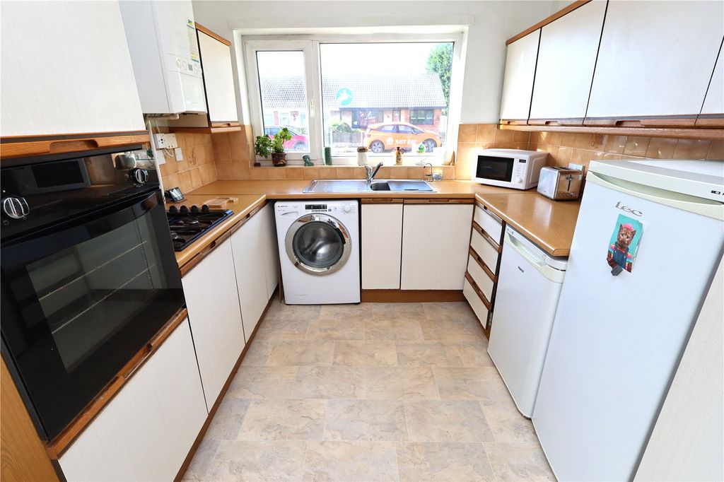 Property photo 3 of 14 Picture No. 07