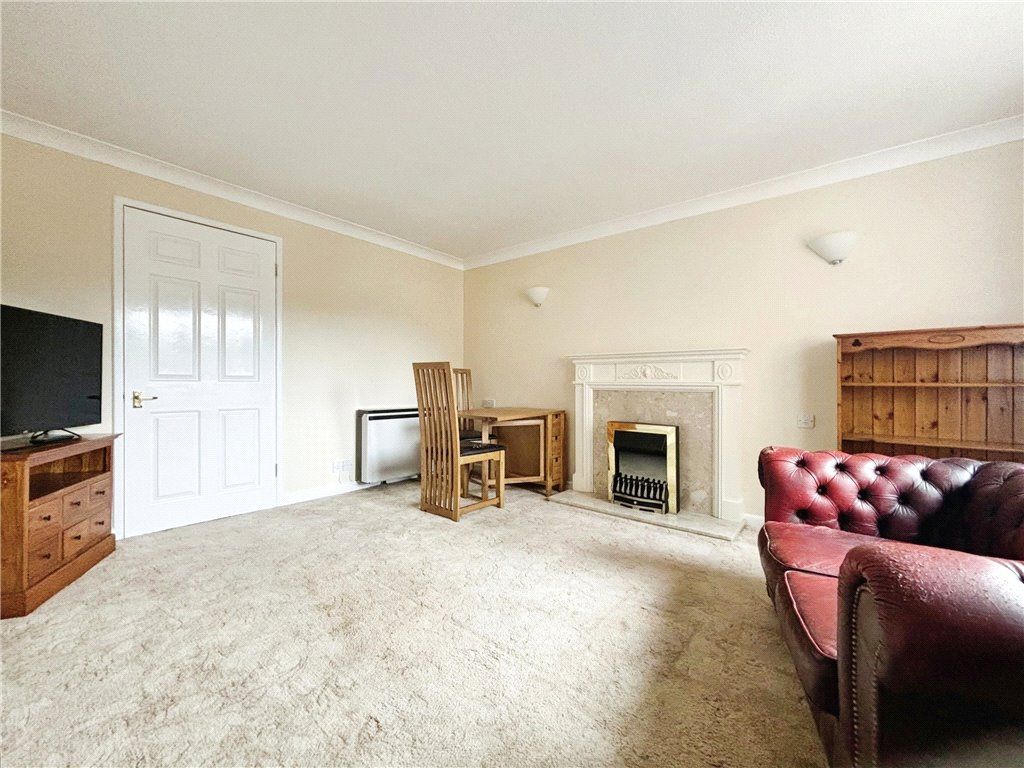 Property photo 2 of 8 Picture No. 10