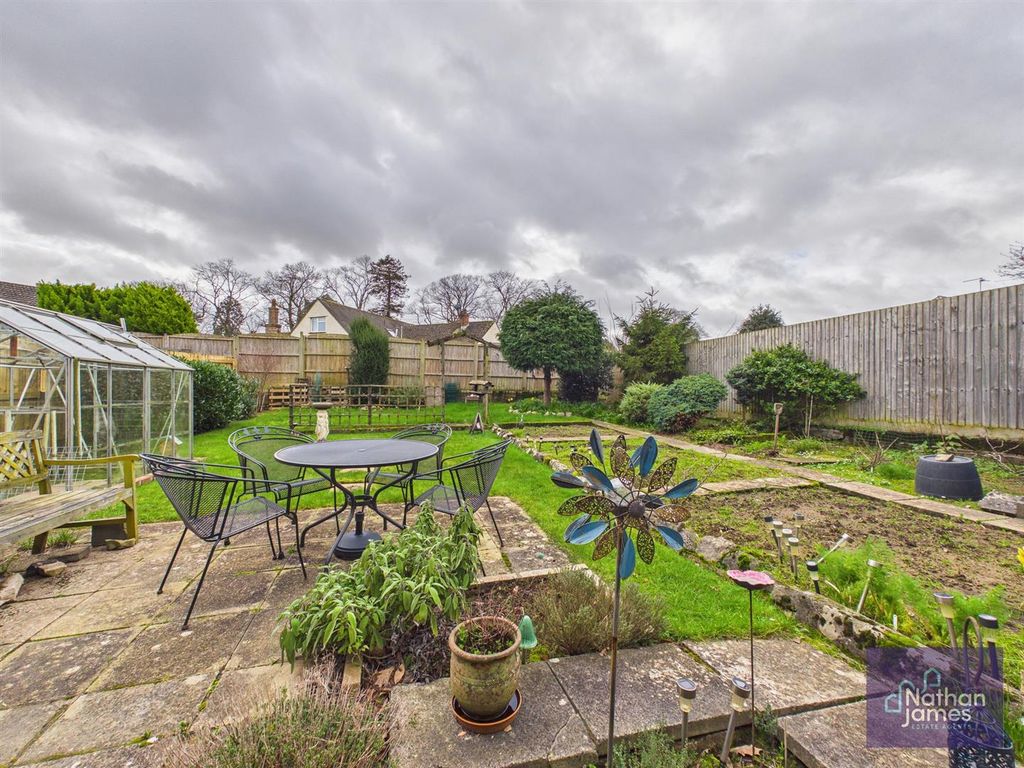 Property photo 2 of 15 Garden