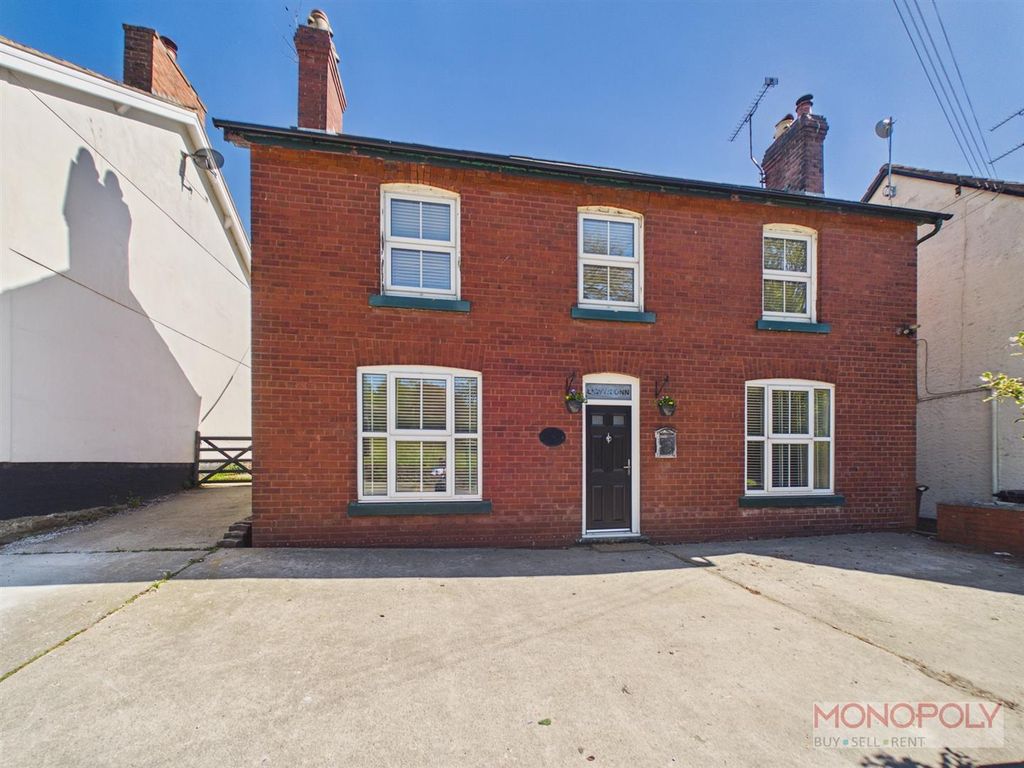 Property photo 1 of 28 Cam03815G0-Pr0437-Still039.Jpg