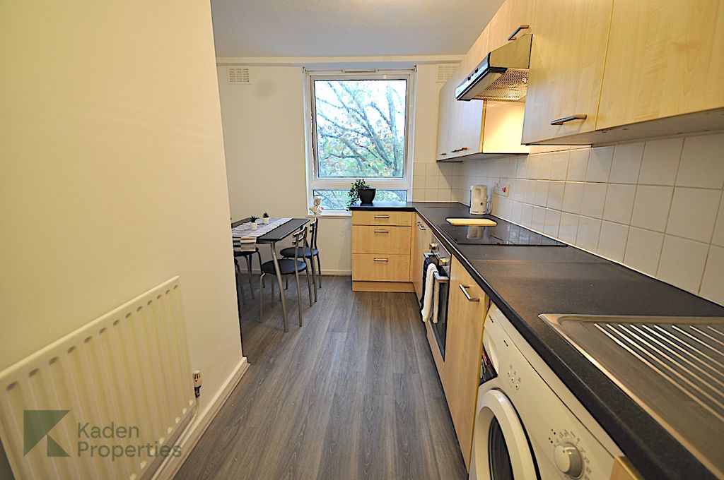 Property photo 3 of 26