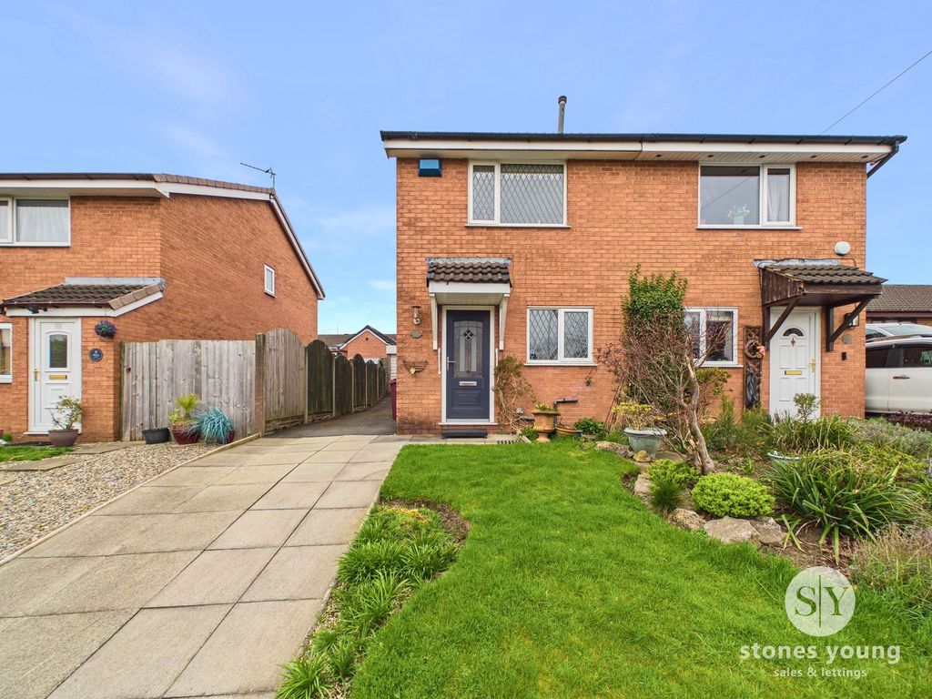 Property photo 1 of 15