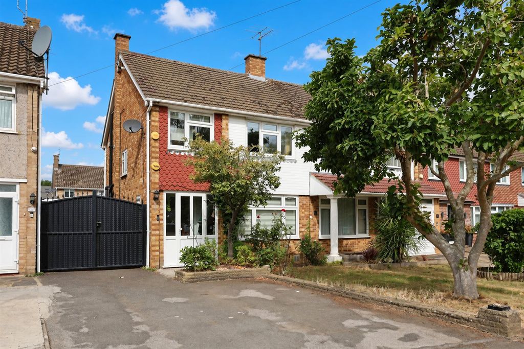 Property photo 1 of 13 External
