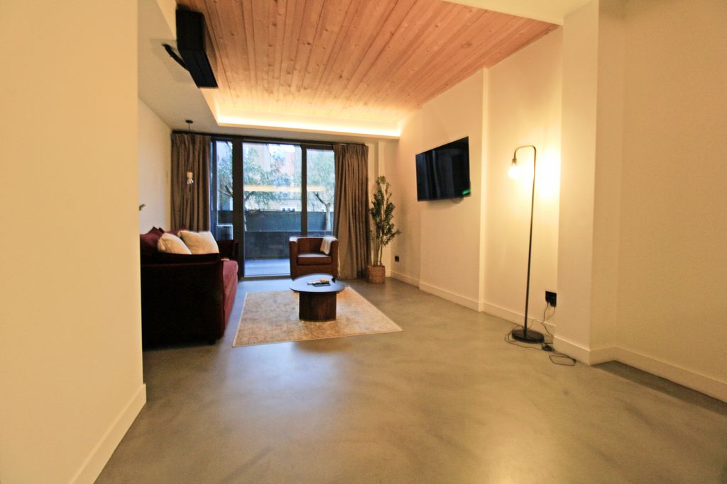 Property photo 1 of 6 Img_8388