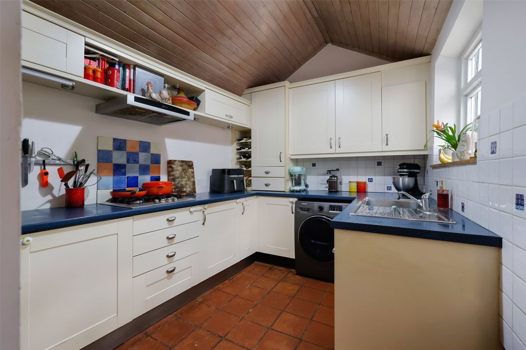 Property photo 2 of 13 Picture No. 01