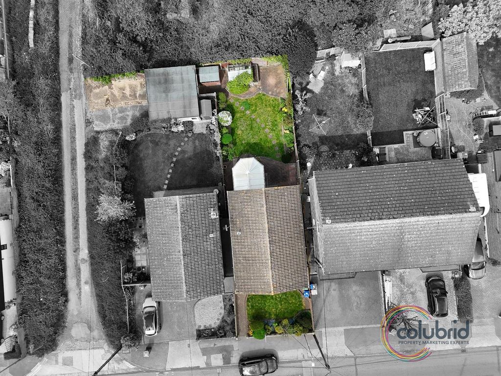 Property photo 3 of 20