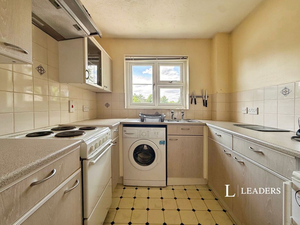 Property photo 2 of 10 Pbox-Img.Jpg