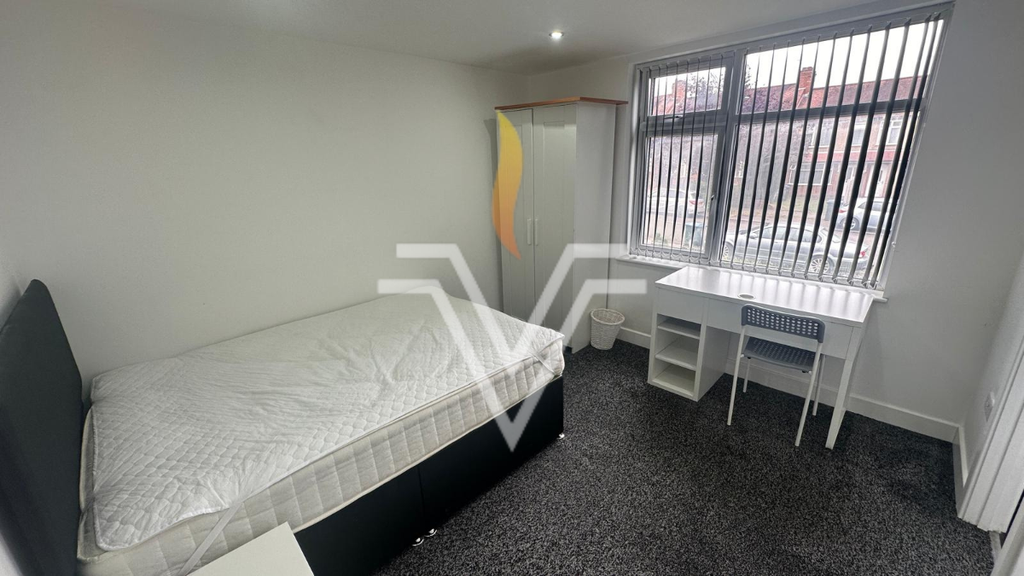 Property photo 2 of 29