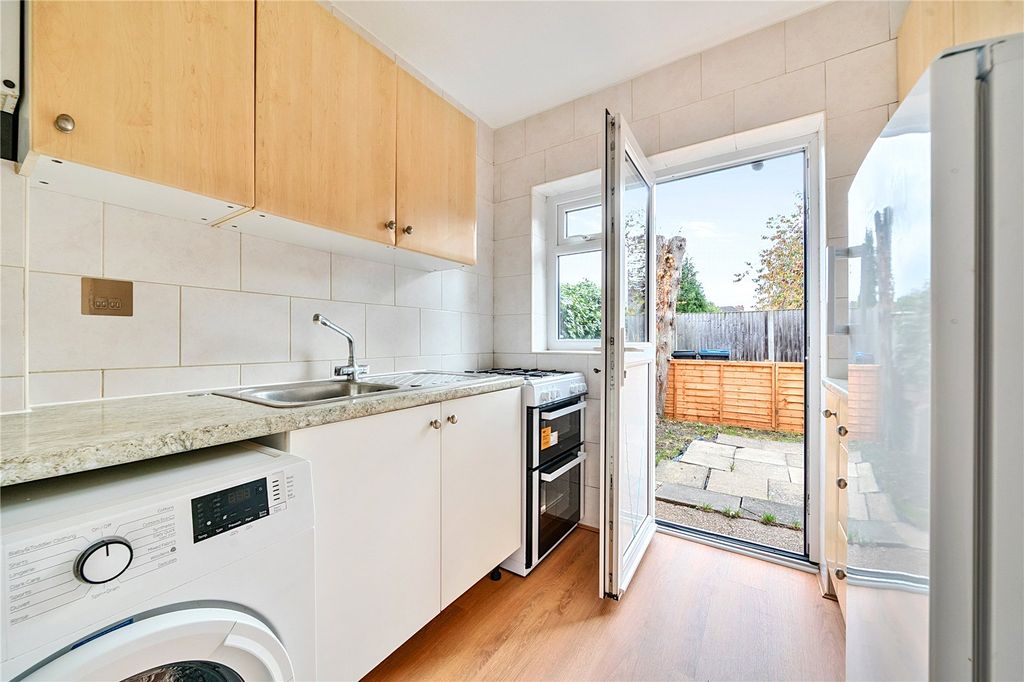 Property photo 3 of 20 Picture No. 18