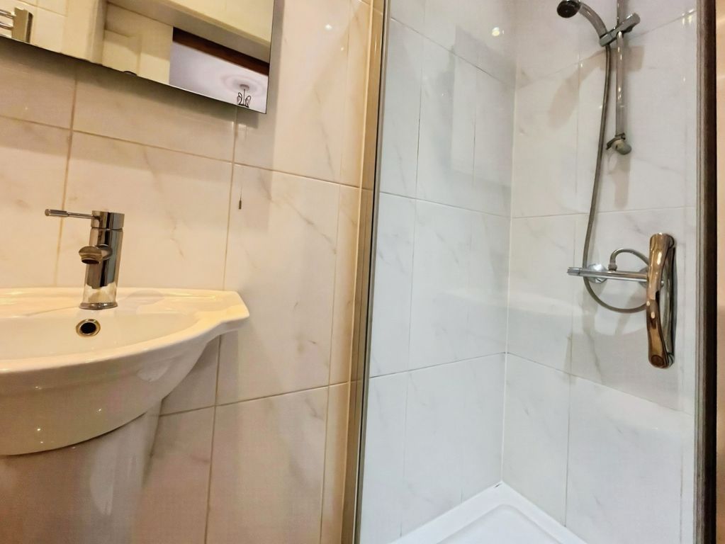 Property photo 2 of 7 Pbox-Img.Jpg