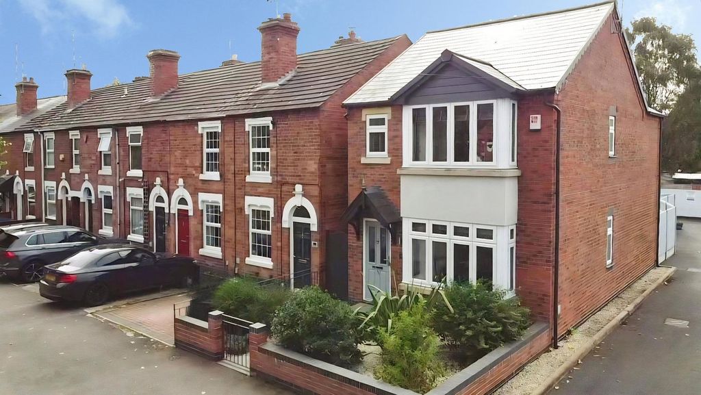 Property photo 1 of 38