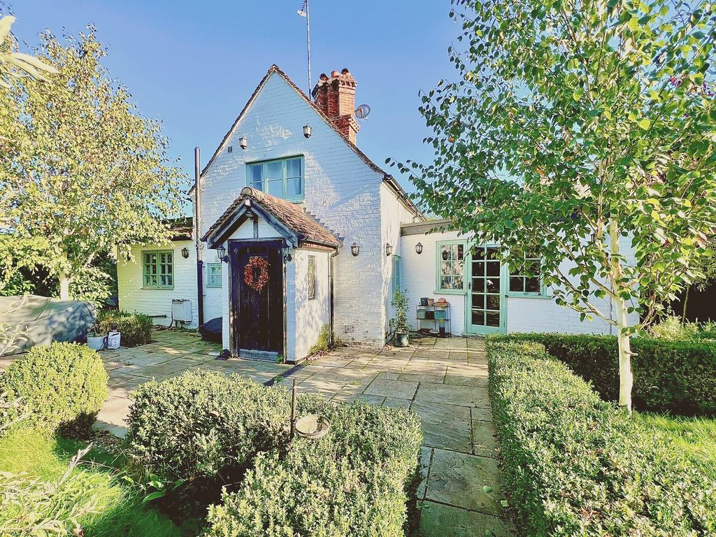 Property photo 1 of 21