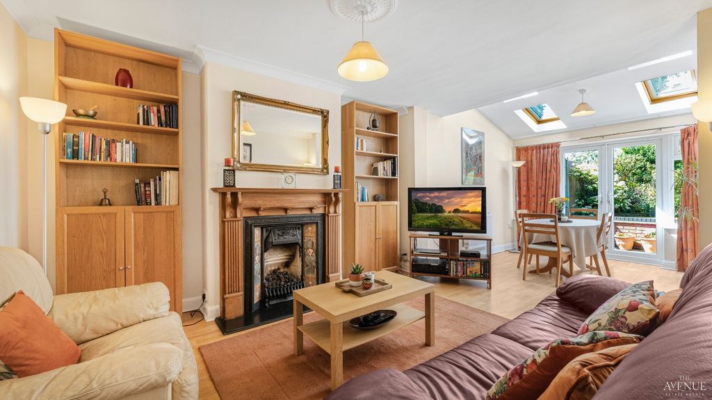Property photo 2 of 38 5262575