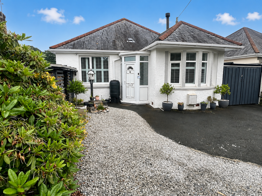 Property photo 1 of 27
